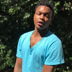 Meet your Posher, Titus